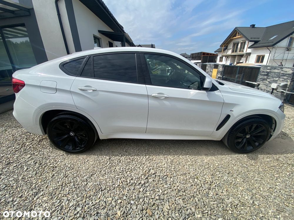 BMW X6 xDrive40d - 9