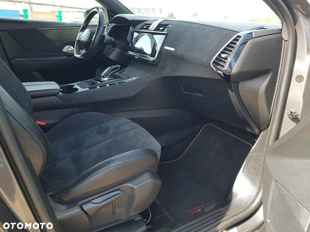 DS Automobiles DS 7 Crossback - 17