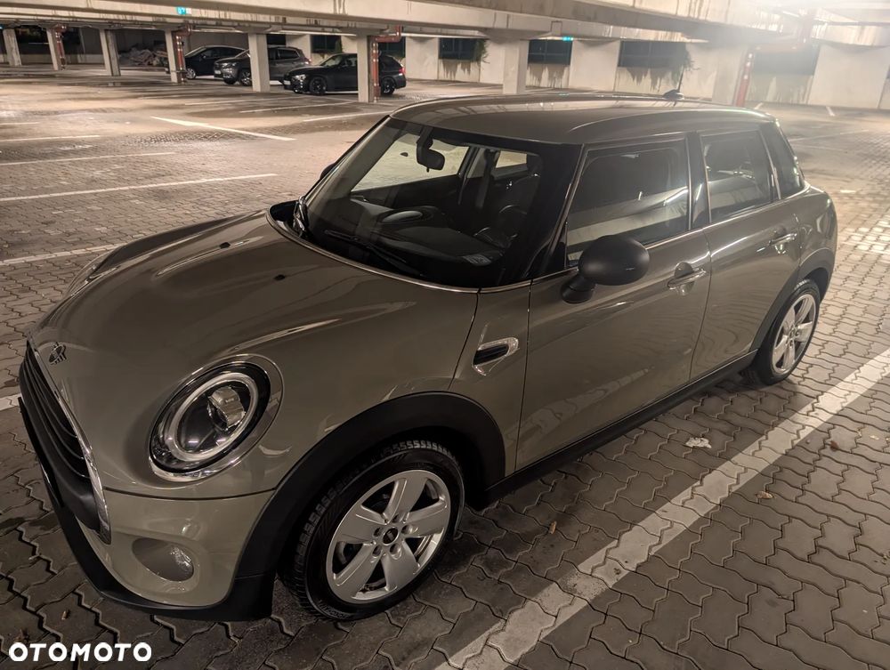 MINI ONE - 26