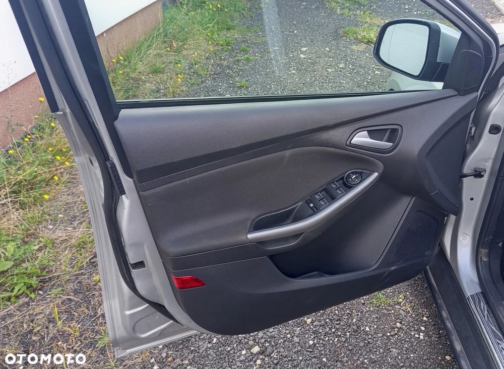 Ford Focus 1.0 EcoBoost Edition - 17