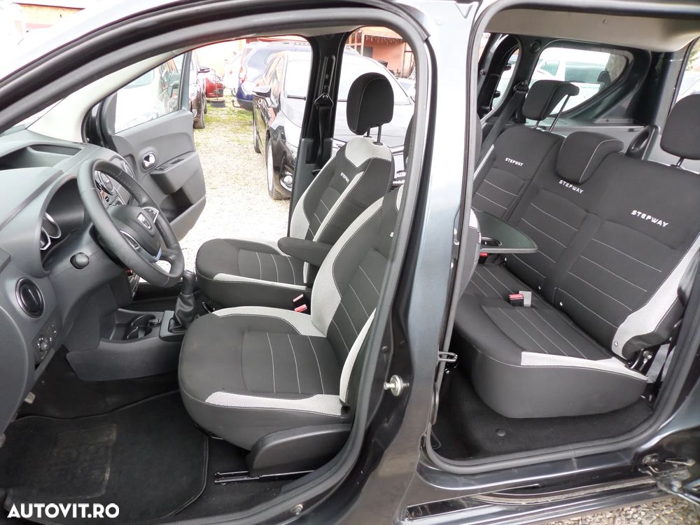 Dacia Dokker dCi 90 Stepway Celebration - 26