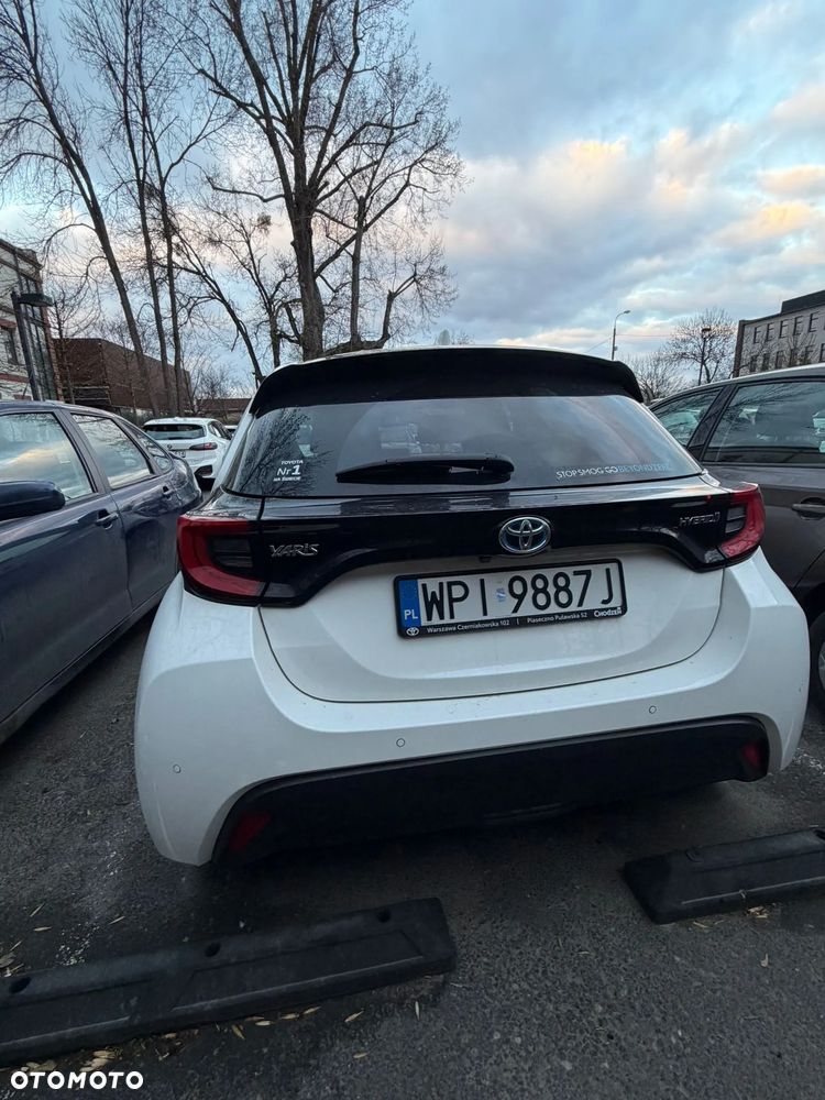 Toyota Yaris - 5