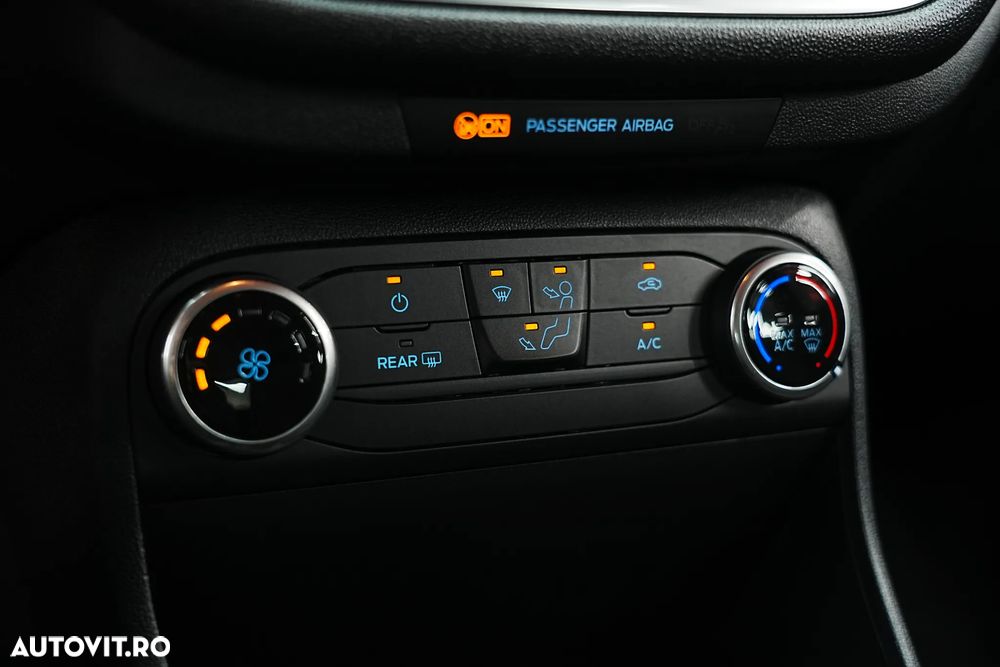 Ford Fiesta 1.0 EcoBoost S&S COOL&CONNECT - 27