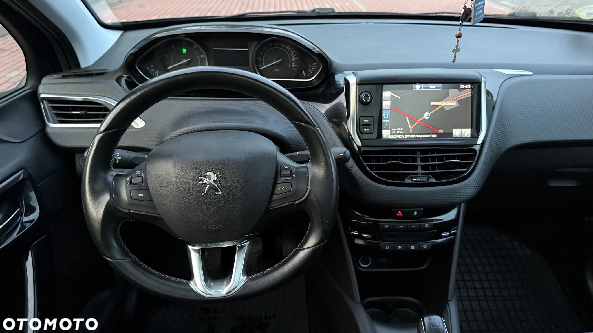 Peugeot 208 Blue-HDi 100 Stop&Start Allure - 12