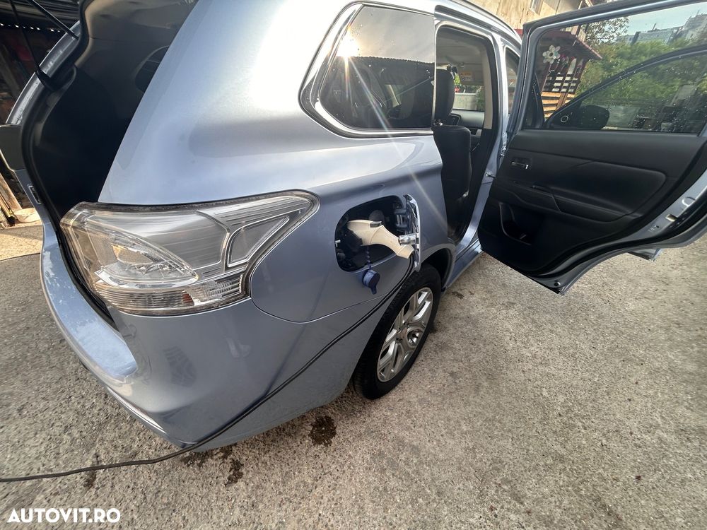 Mitsubishi Outlander ver-2-0-4wd-plus - 20