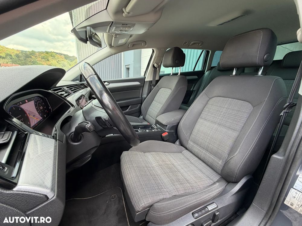 Volkswagen Passat 1.6 TDI SCR DSG Comfortline - 15