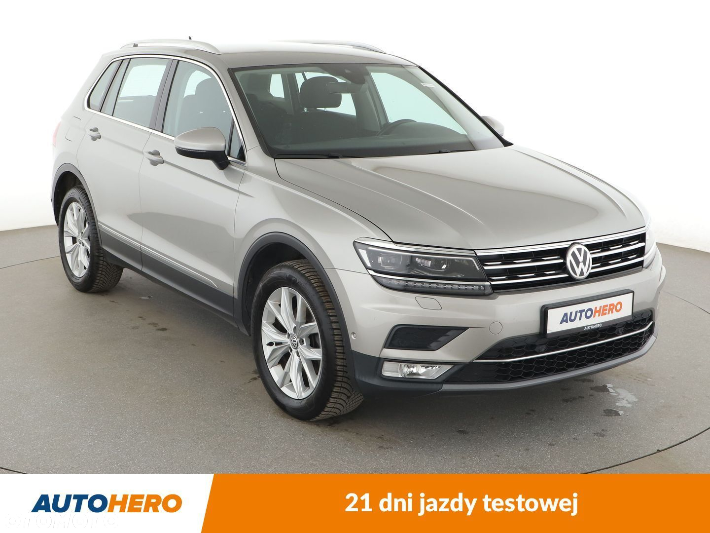 Volkswagen Tiguan - 8
