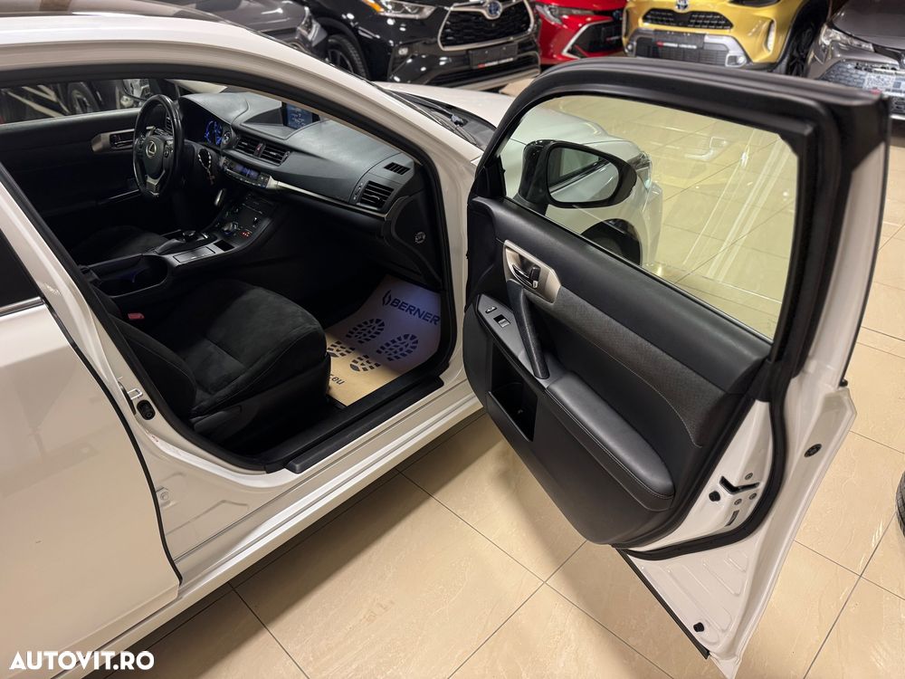 Lexus CT Limited Edition - 16