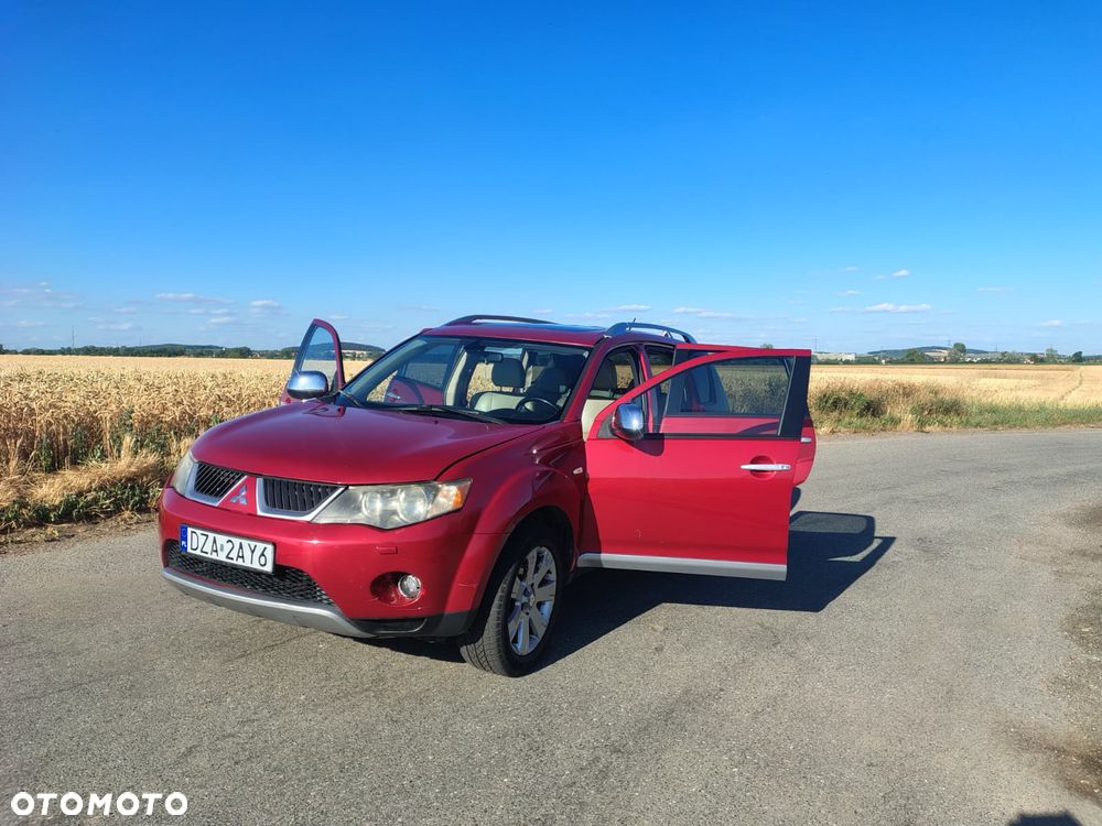 Mitsubishi Outlander 2.2 DID Instyle - 4