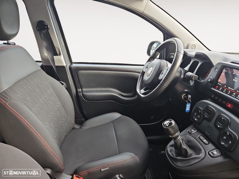 Fiat Panda 1.0 Hybrid (RED) - 15