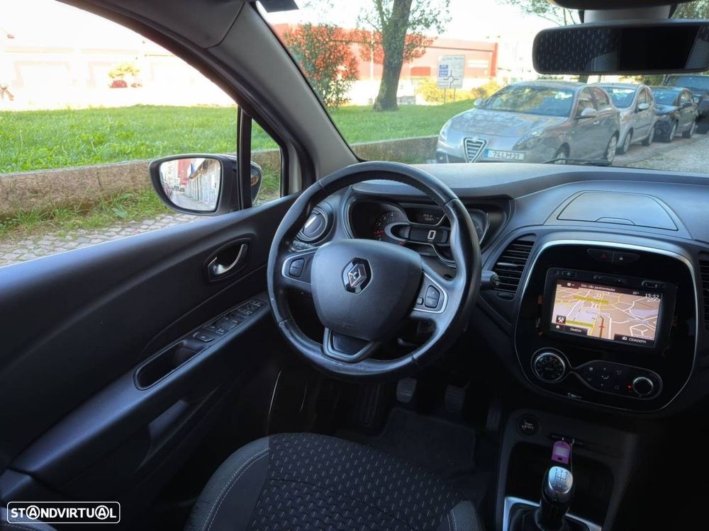 Renault Captur 1.5 dCi Exclusive - 16