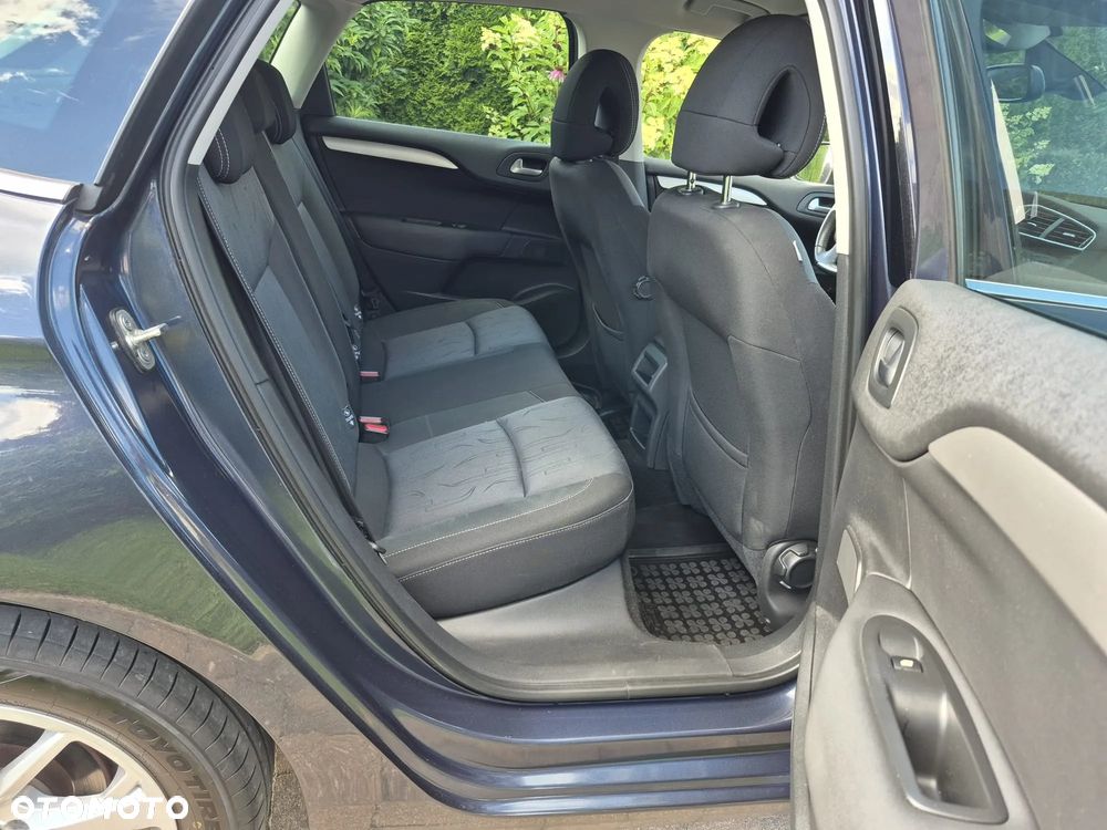 Citroën C4 1.6 VTi Equilibre - 10