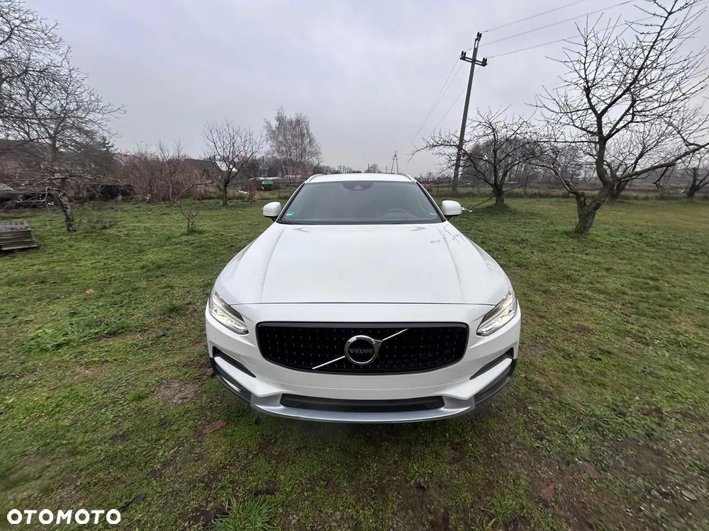 Volvo V90 Cross Country D5 AWD Ocean Race - 28