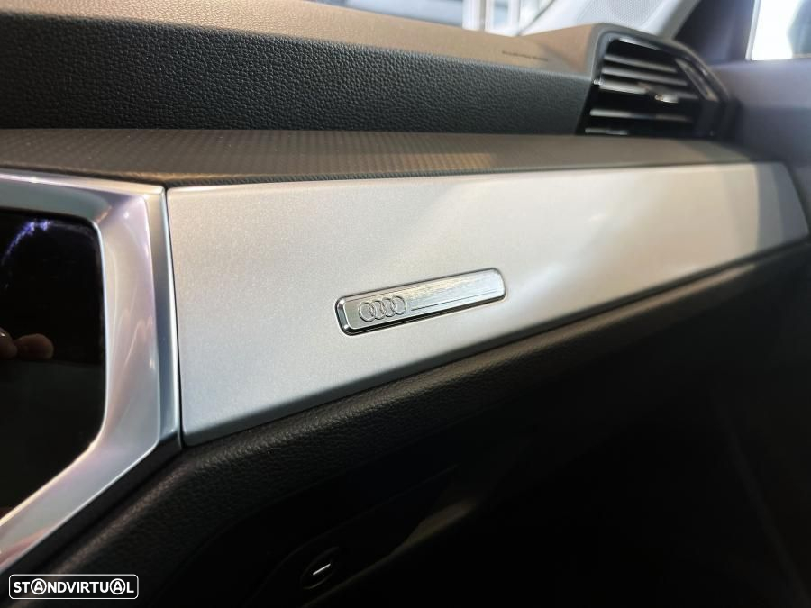 Audi Q3 45 TFSIe S tronic - 18
