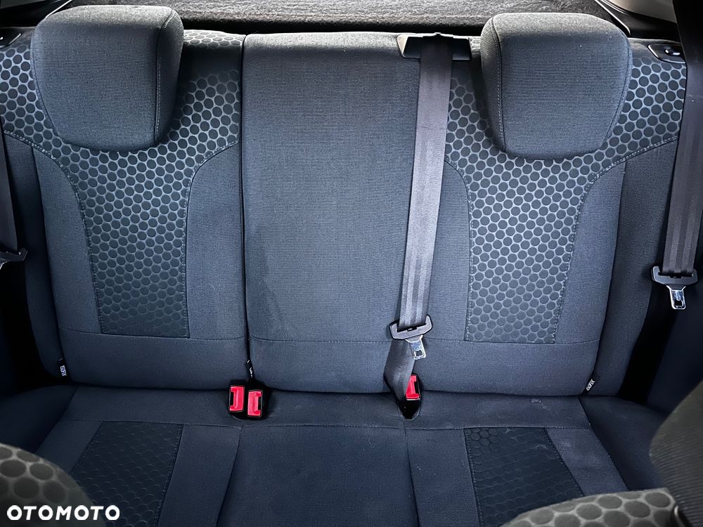 Ford Fiesta 1.4 Titanium EU5 - 7