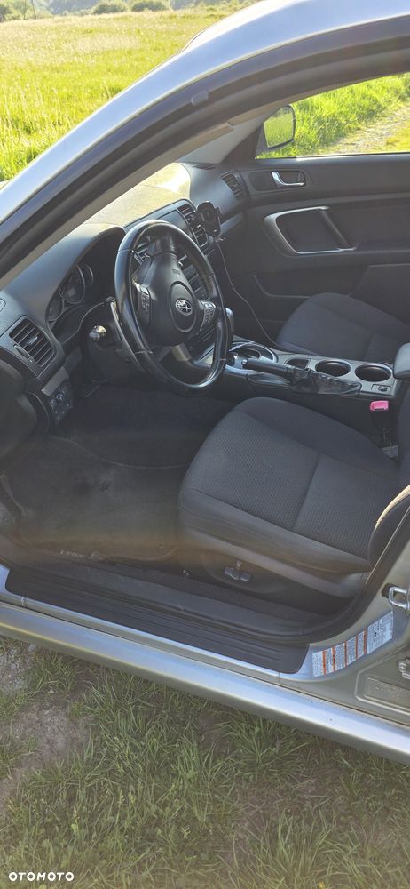 Subaru Legacy - 5