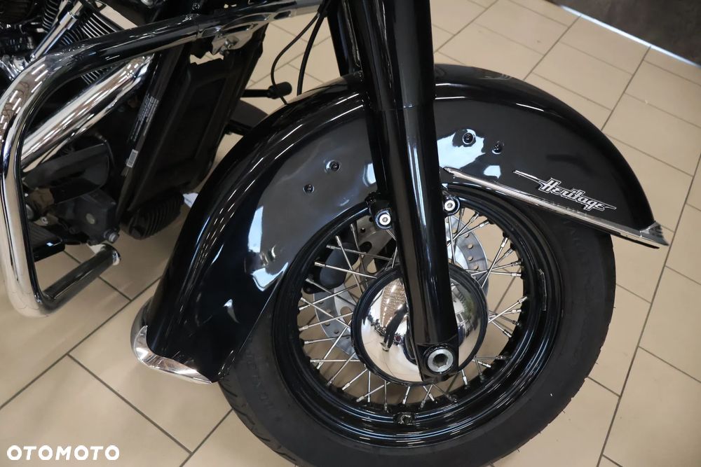 Harley-Davidson Softail Heritage Classic - 13