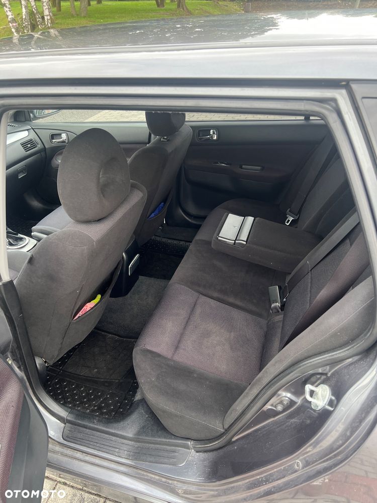 Mitsubishi Lancer 1.6 Sport - 13