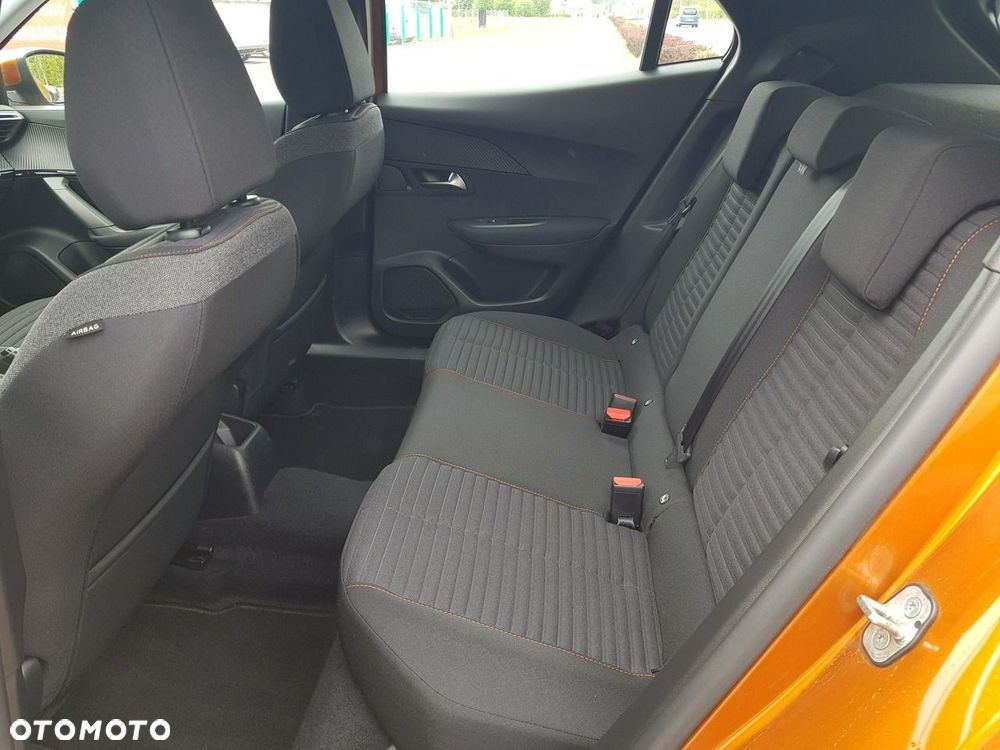 Peugeot 2008 PureTech 130 Allure - 11