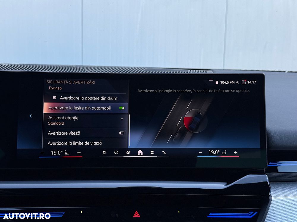 BMW Seria 5 520i AT MHEV - 37