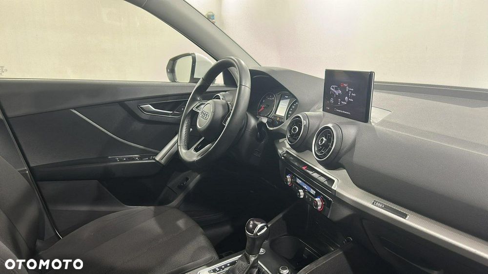 Audi Q2 35 TFSI S tronic - 13