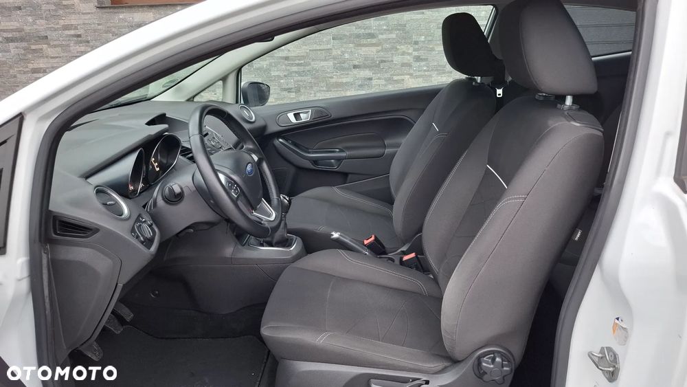 Ford Fiesta 1.25 Ambiente EU5 - 28