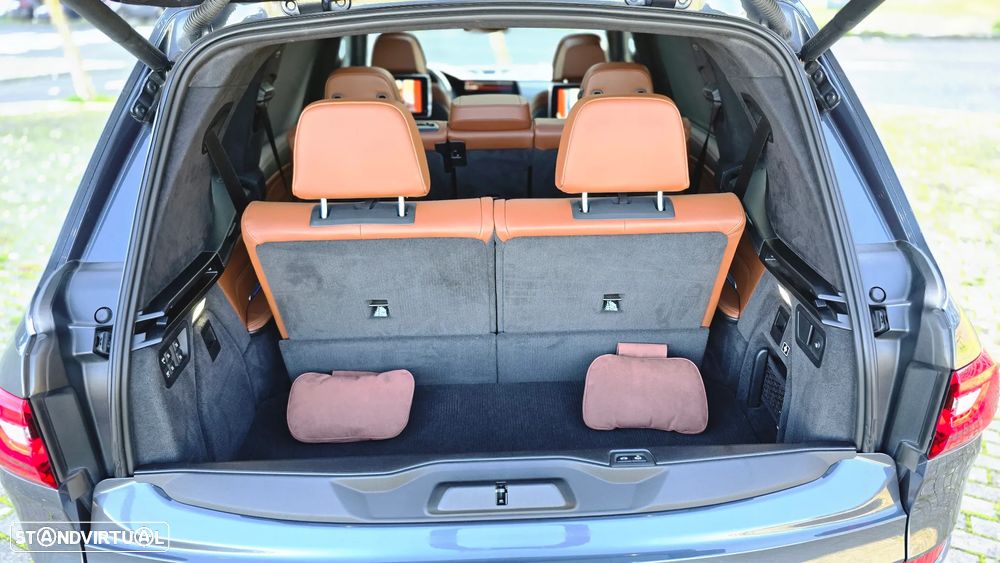 BMW X7 M50d - 31