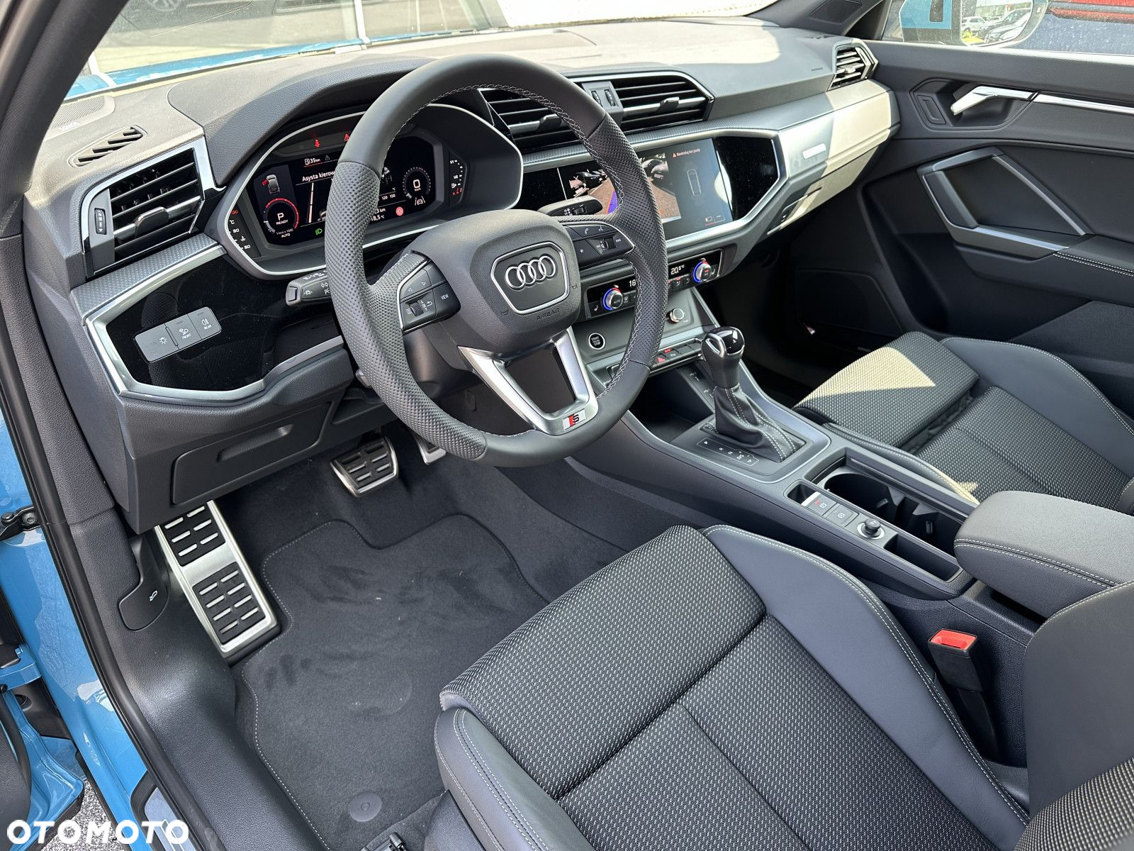 Audi Q3 Sportback - 12