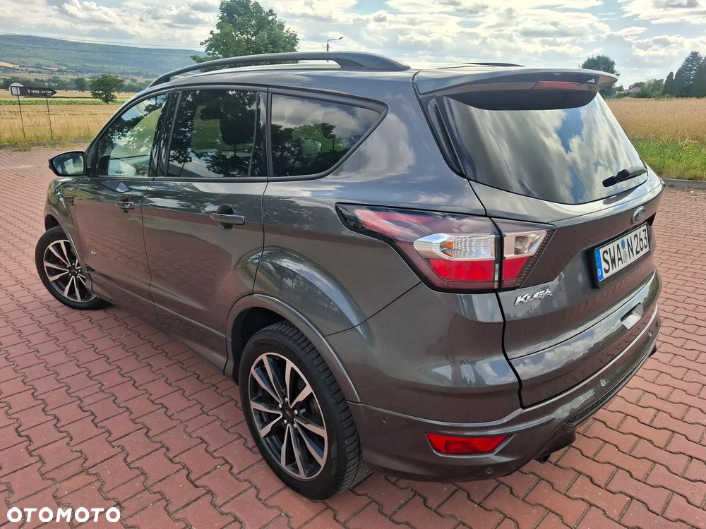 Ford Kuga 2.0 TDCi 4x4 ST-Line - 19
