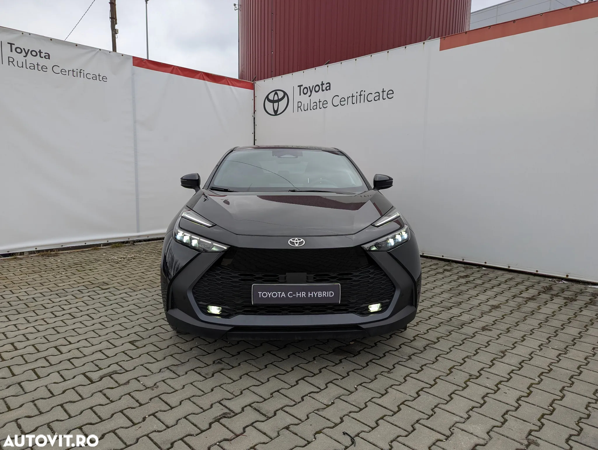 Toyota C-HR 2.0 PHEV 223 CP 4x2 CVT Dynamic - 3