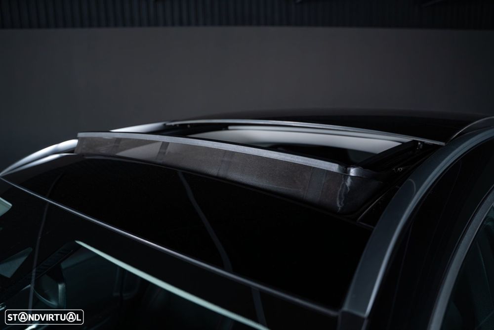 Mercedes-Benz GLA 250 e 8G-DCT AMG Line - 11