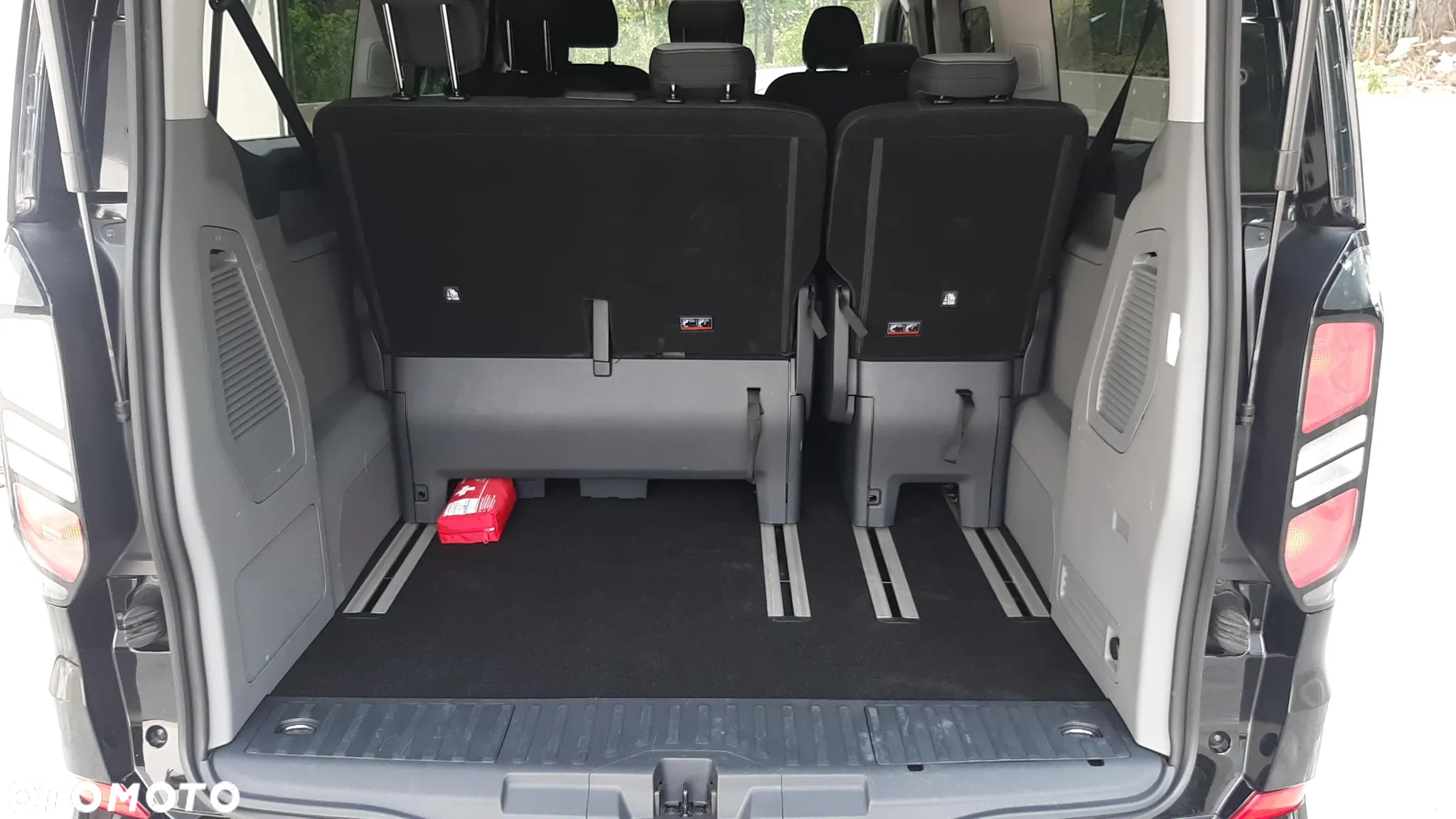 Ford Tourneo Custom 2.0 EcoBlue 320 AWD L2 Titanium - 18