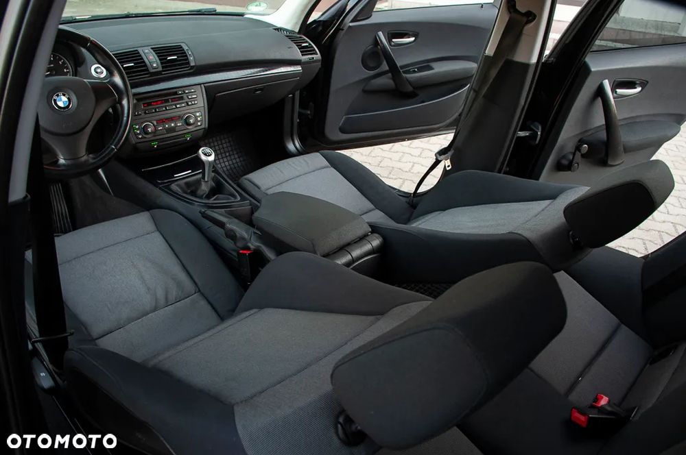 BMW Seria 1 - 36