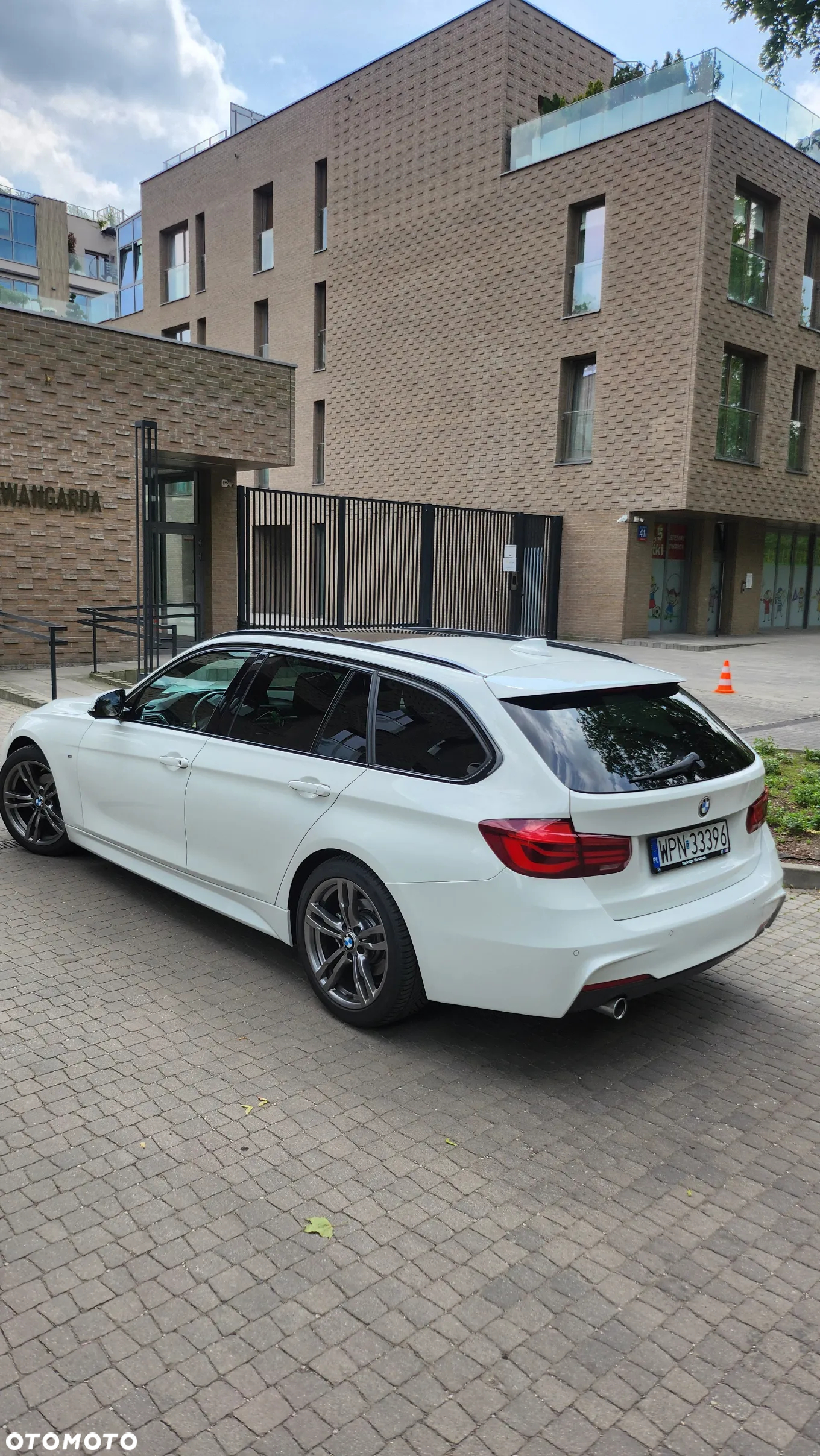 BMW Seria 3 318i M Sport Shadow - 5