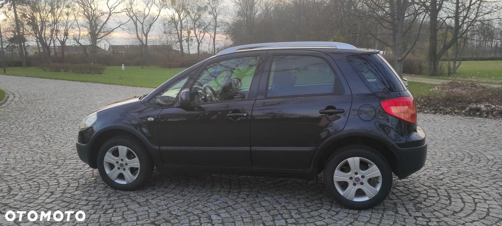 Fiat Sedici 1.9 Multijet 4x4 Dynamic - 19