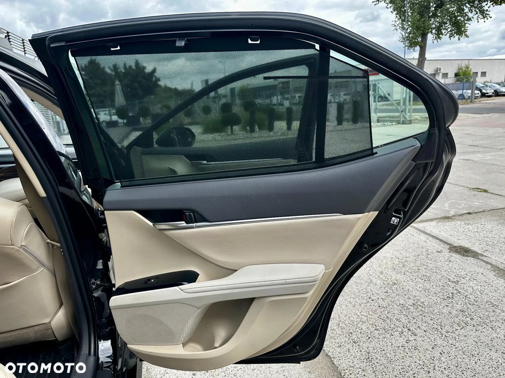 Toyota Camry 2.5 Hybrid Prestige CVT - 17