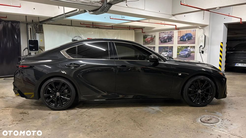 Lexus IS - 28