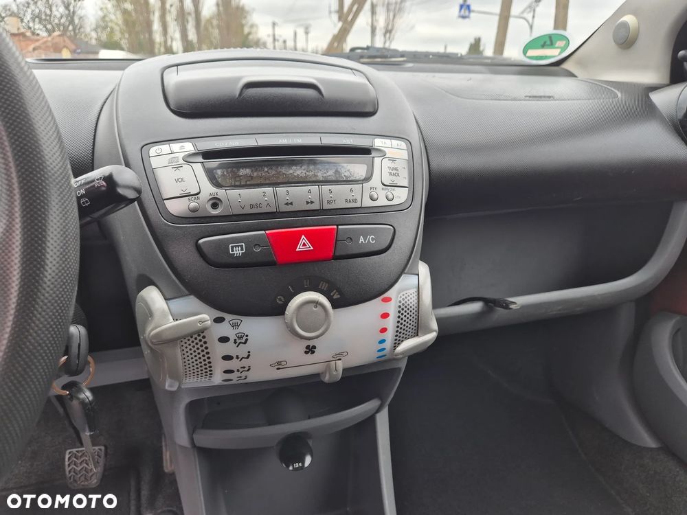 Toyota Aygo 1.0 VVT-i Terra - 38