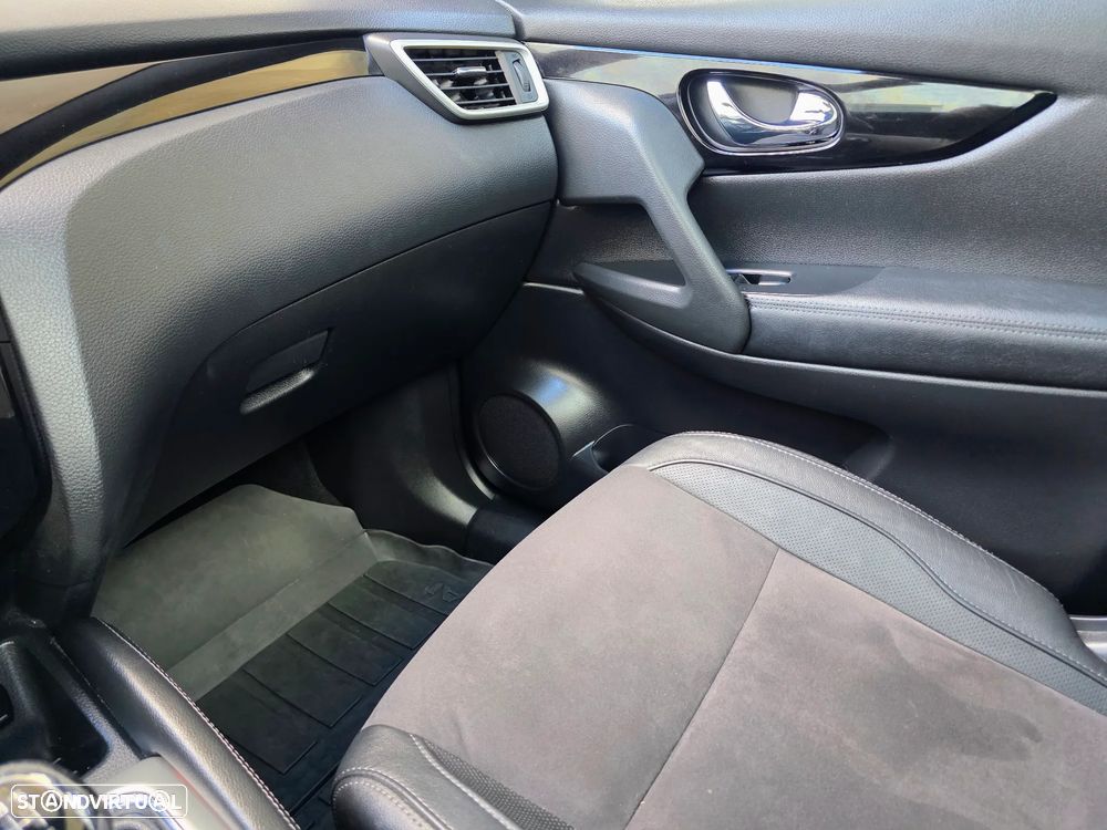 Nissan Qashqai 1.5 dCi N-Vision RS - 45
