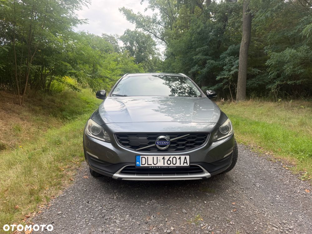Volvo V60 Cross Country D3 Drive-E Momentum - 2