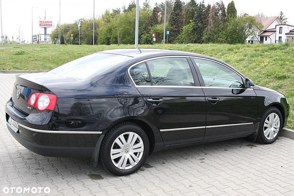 Volkswagen Passat 2.0 TDI DPF Highline DSG - 3