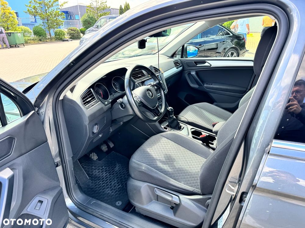 Volkswagen Tiguan 2.0 TDI BMT SCR Comfortline - 9