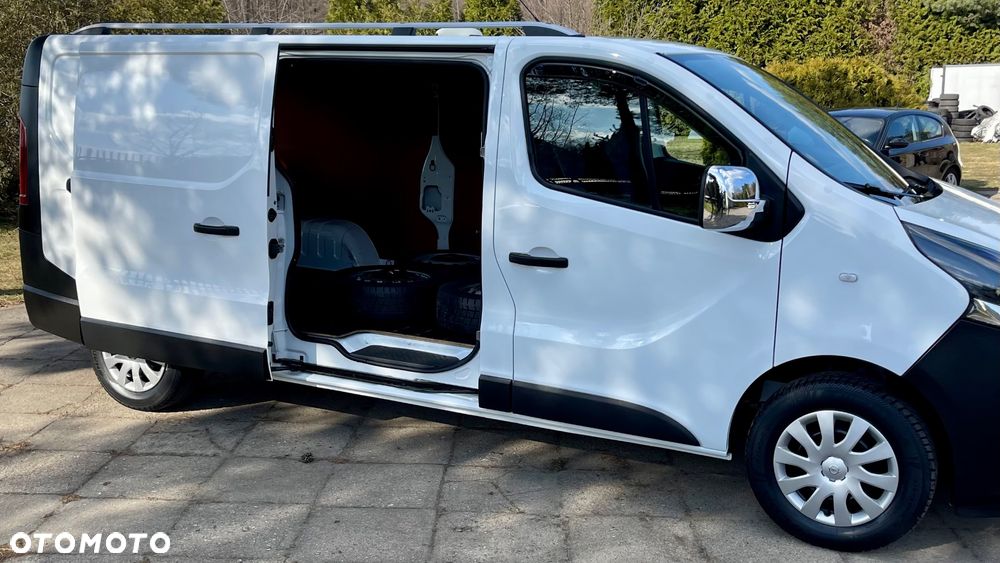 Opel Vivaro - 9