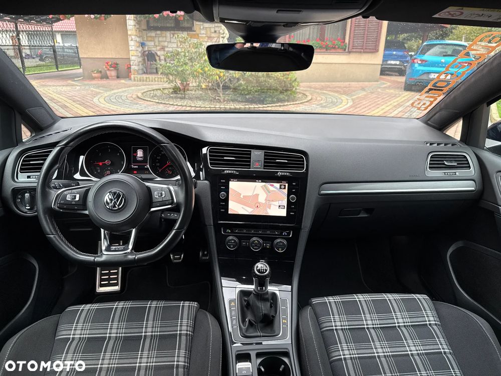 Volkswagen Golf GTD BlueMotion Technology - 14