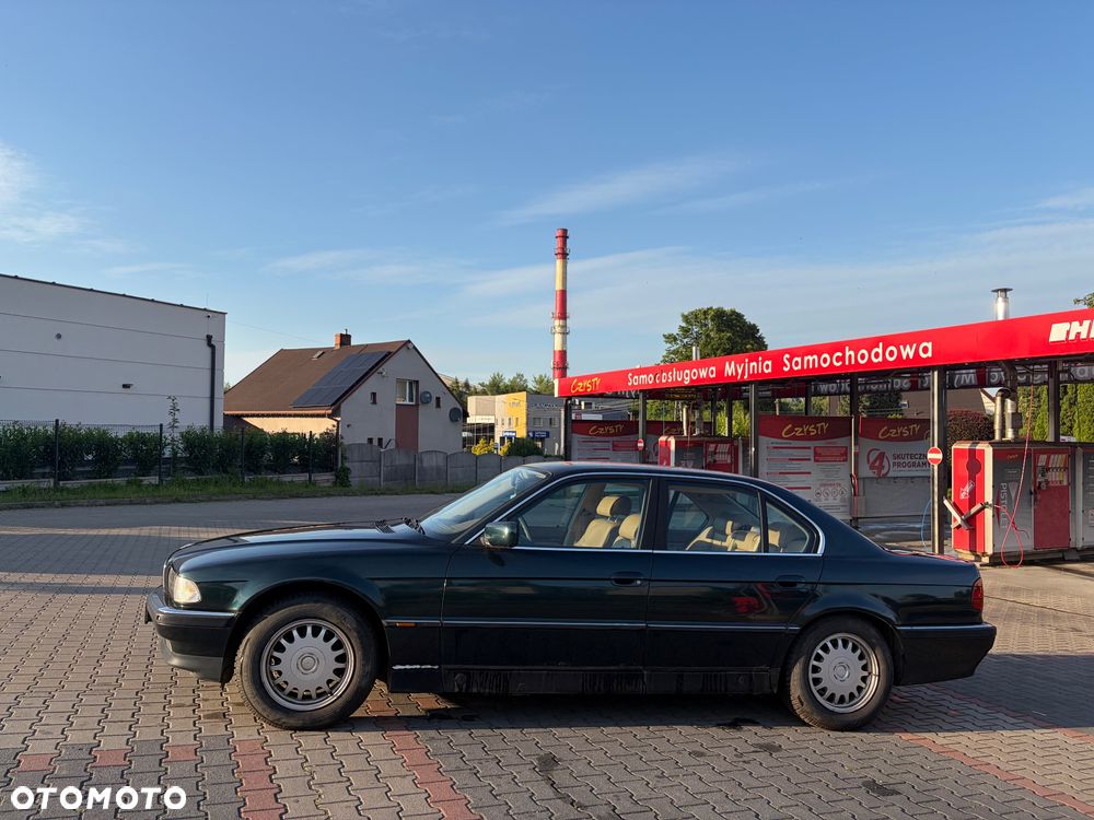 BMW Seria 7 - 3