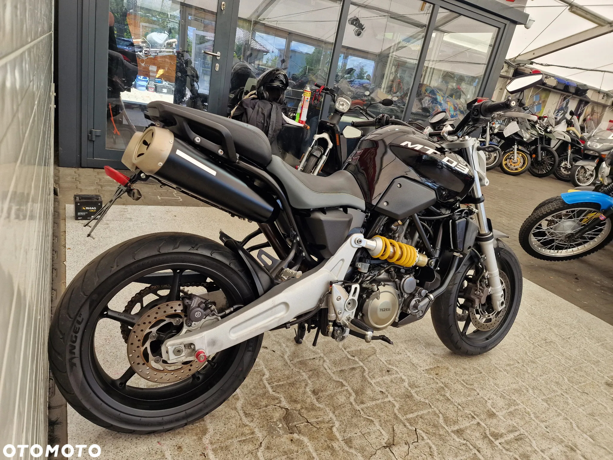 Yamaha MT - 17