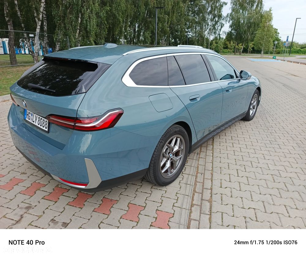 BMW Seria 5 520i - 6
