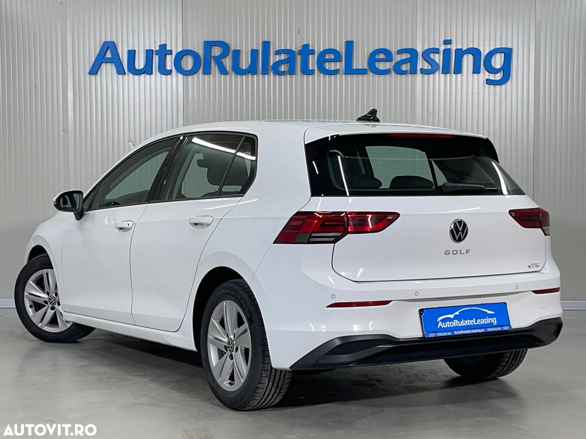 Volkswagen Golf 1.5 eTSI ACT DSG MHEV Life - 4