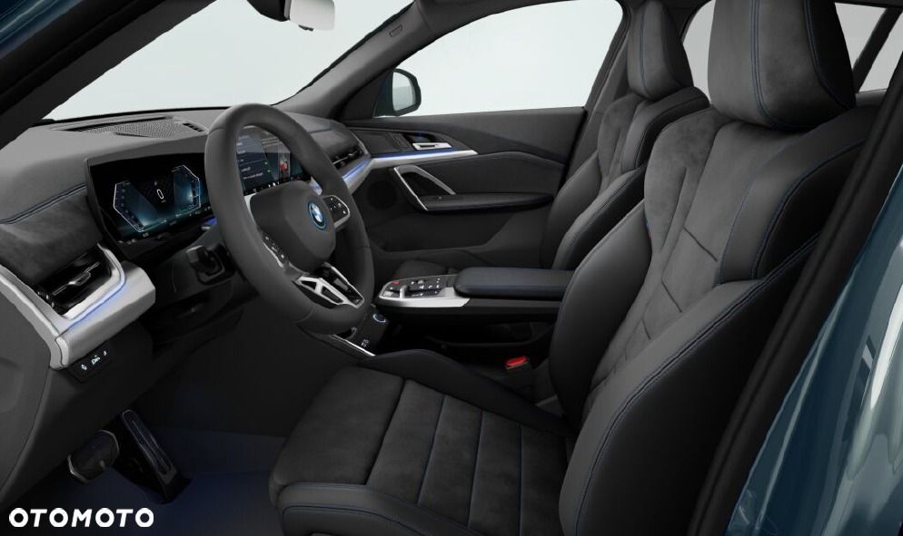 BMW iX2 eDrive20 - 4