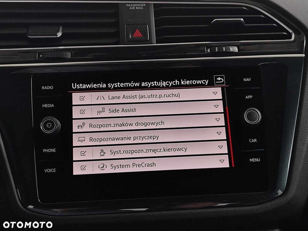 Volkswagen Tiguan 2.0 TDI SCR 4Mot R-Line DSG - 33